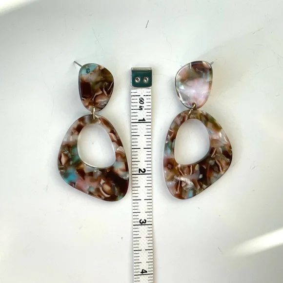 Multi Colored Resin Drop Earrings - Picture 6 of 7
